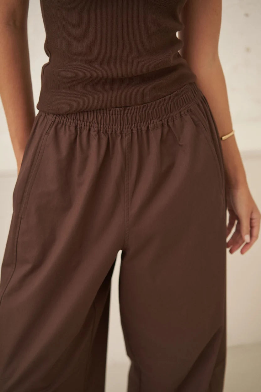 Women's Bella Barrel Pant | Brunette