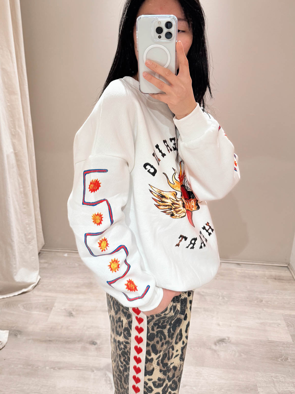 Women's Wondering Hearts Sweat | White Fleece