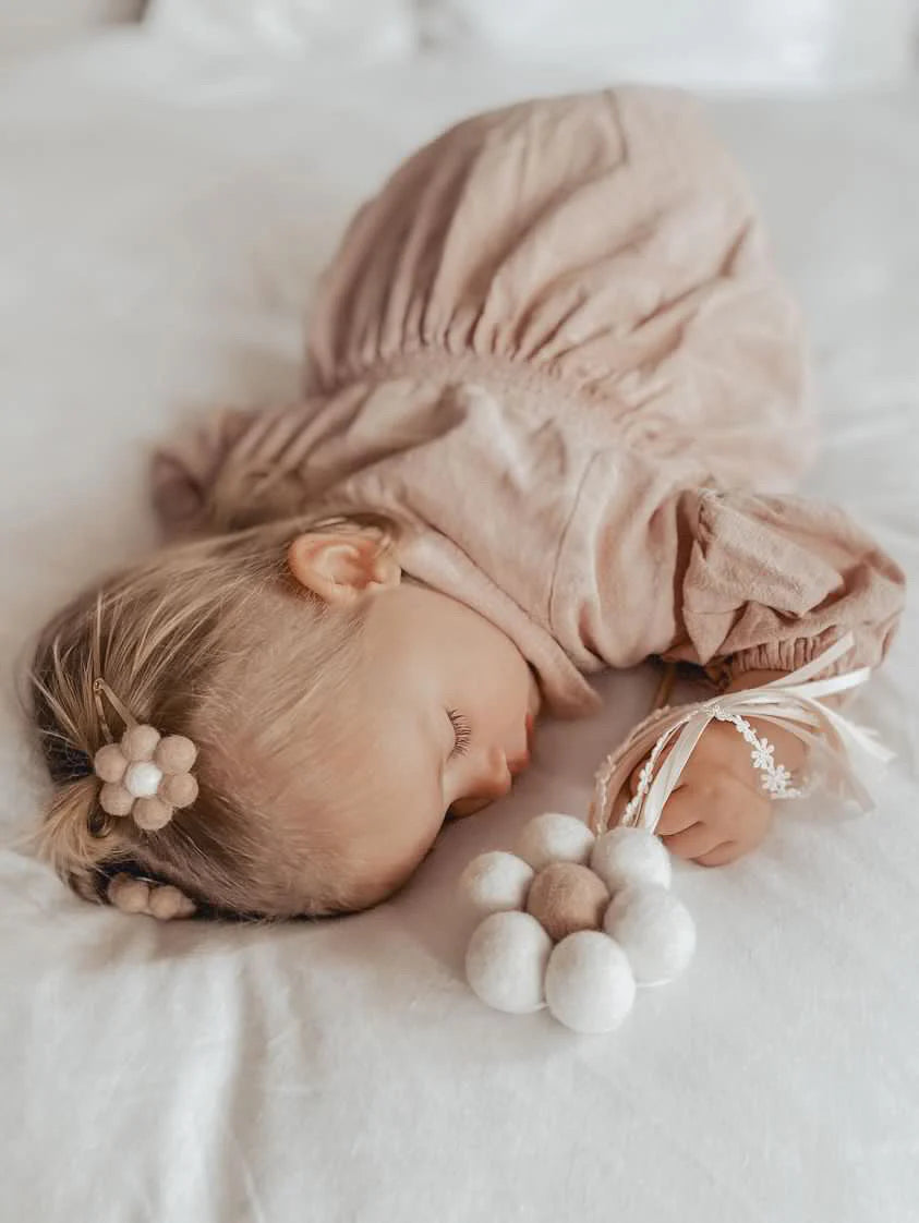 Daisy Flower Wand | Marshmallow