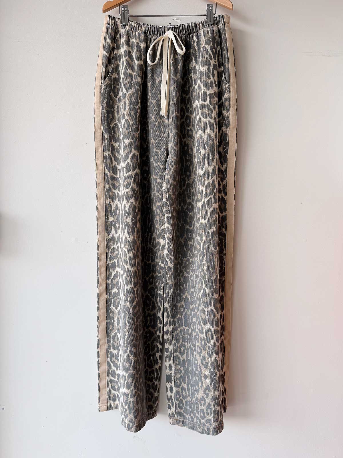 Women's Pants | Denim Leopard Tan Stripe