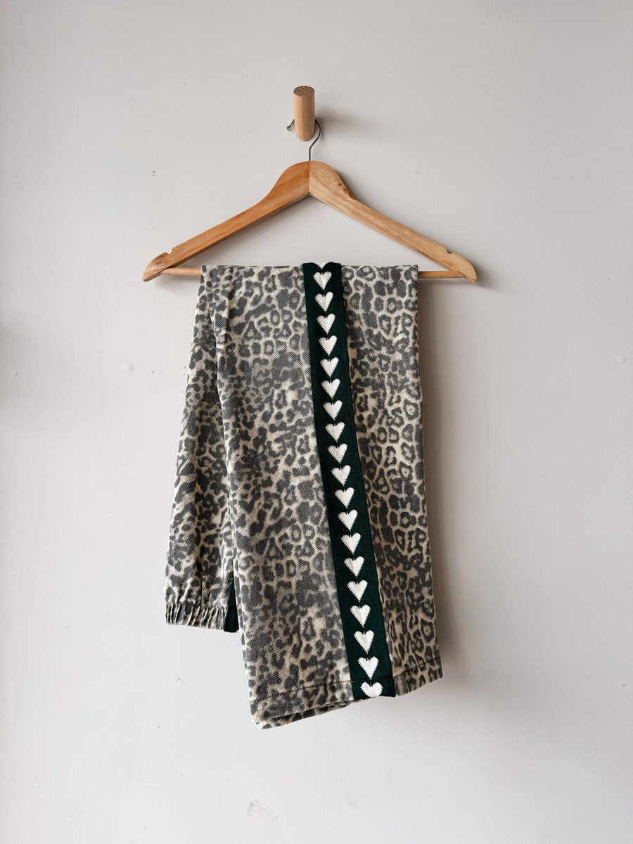 Women's Pants | Leopard / Dark Green Heart