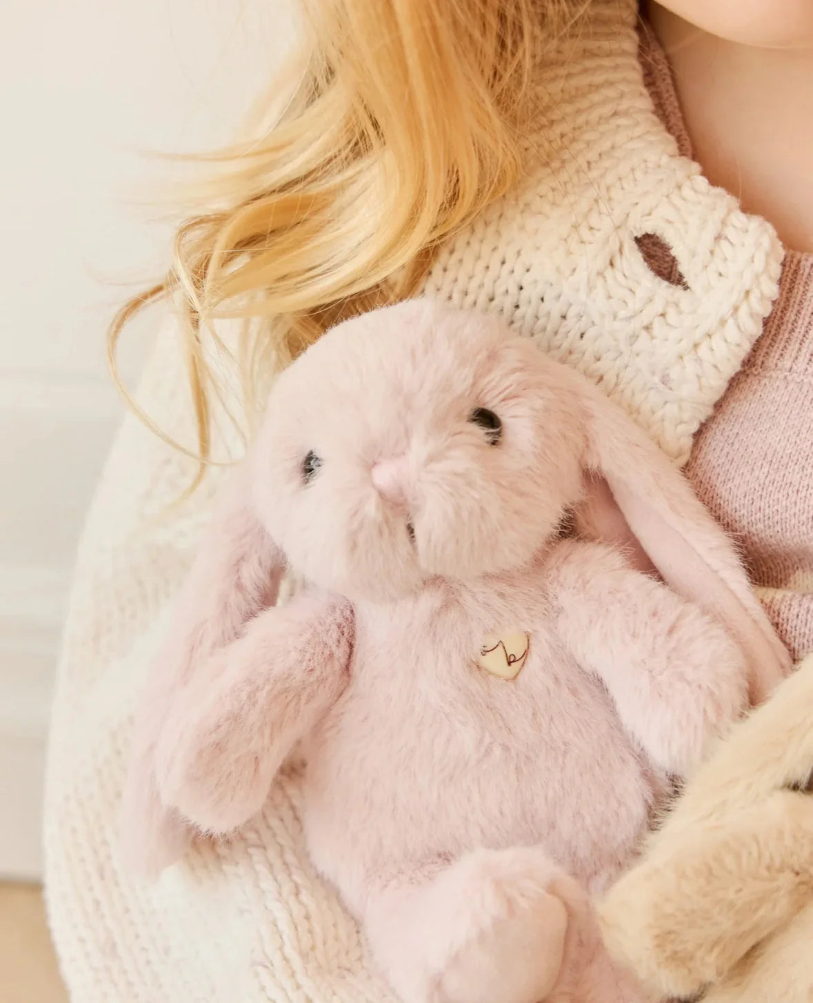 Snuggle Bunnies | Little Penelope | Blossom