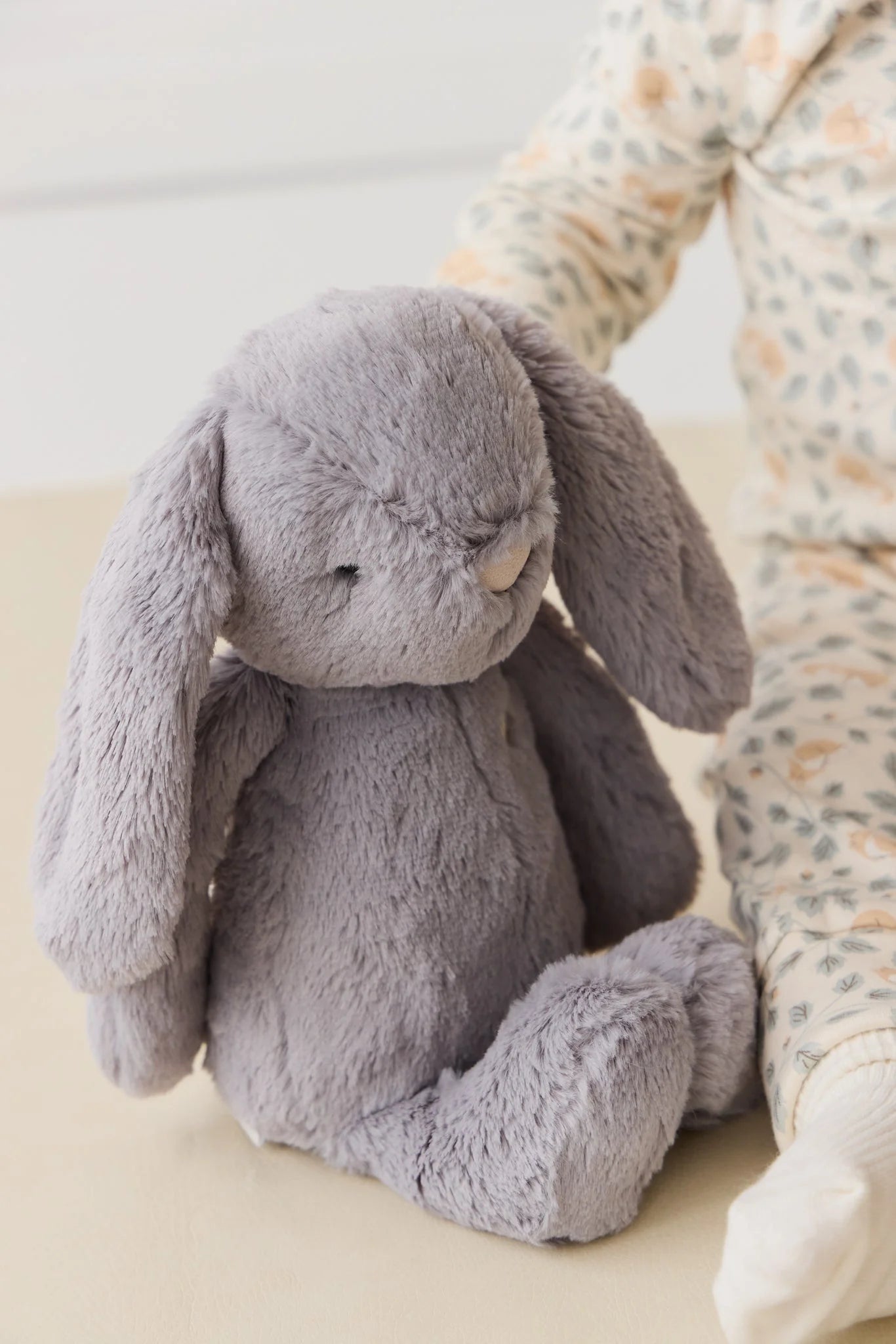 Snuggle Bunnies | Penelope The Bunny | Silver 30cm