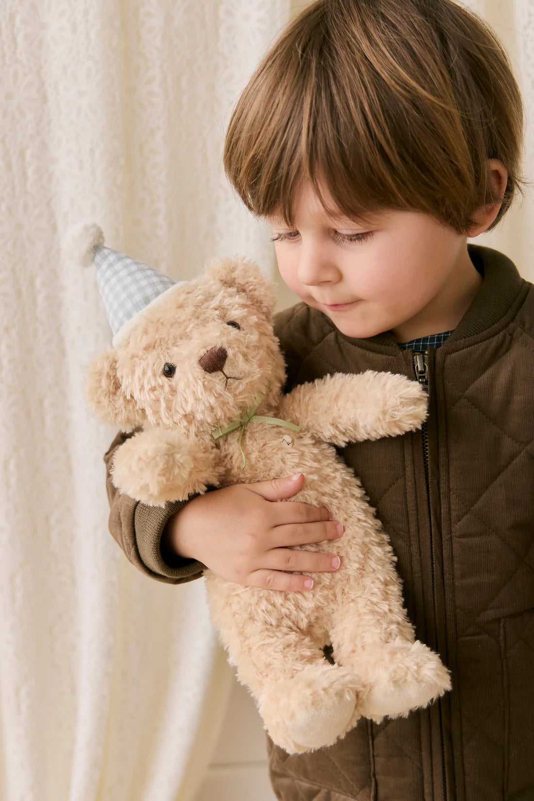 Snuggle Bunnies | Birthday Arthur | Gingham