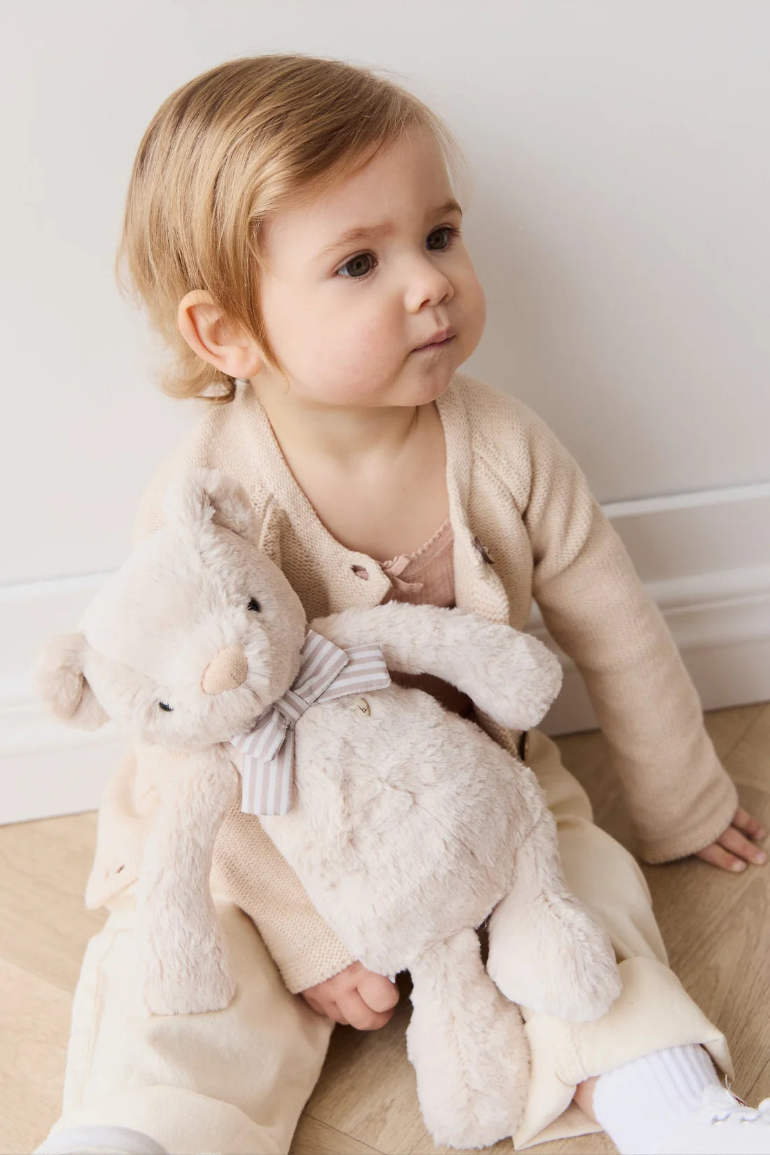 Snuggle Bunnies | Georgie With Bow
