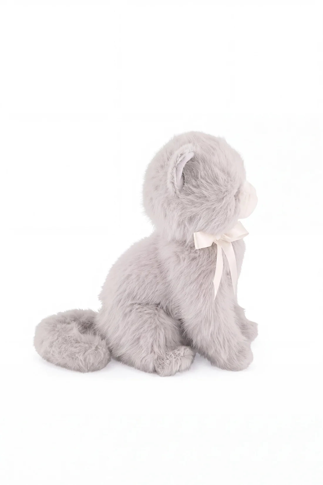 Snuggle Bunnies | Moon the Cat | Soft Grey