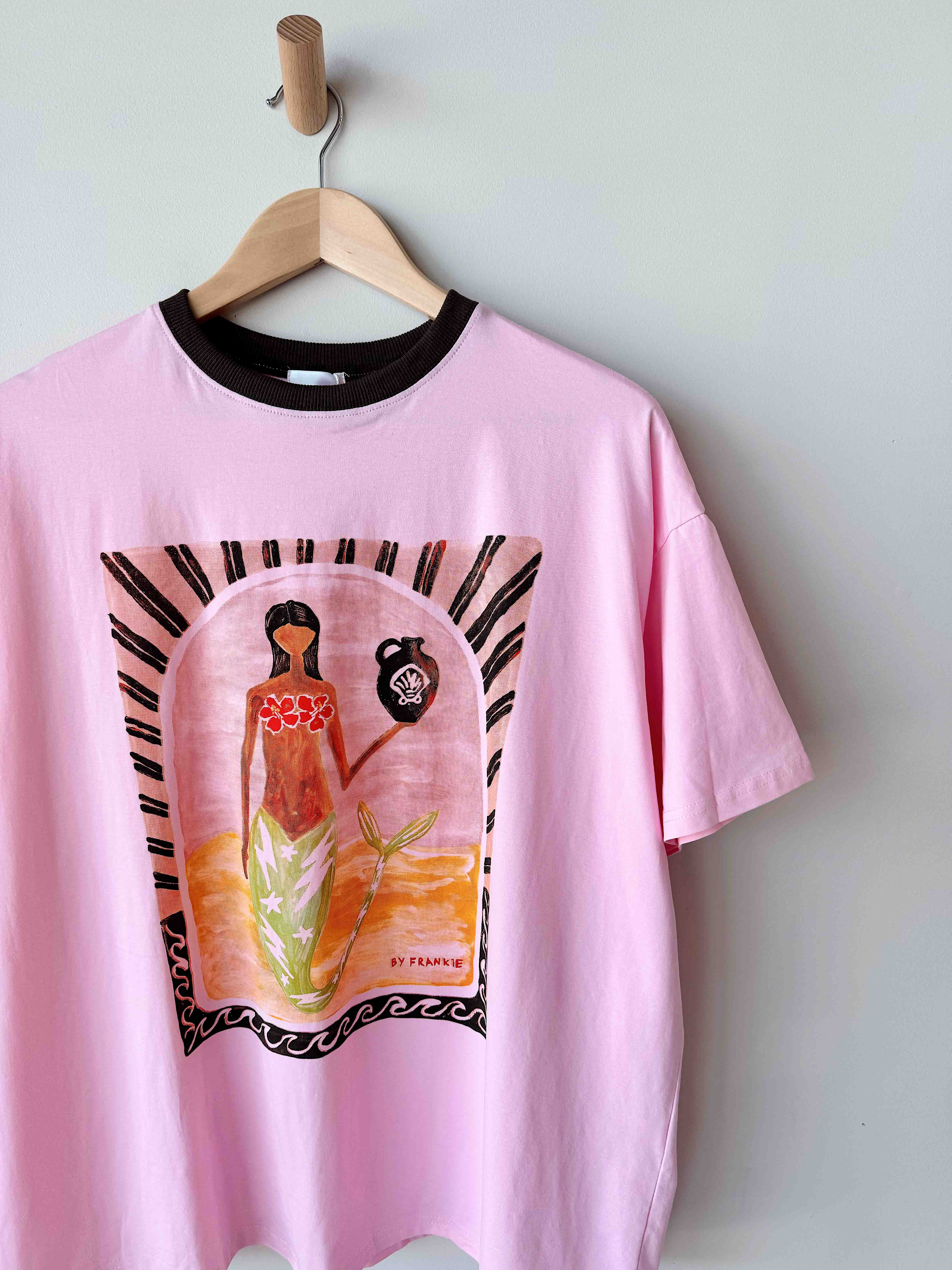 Womens SS Tee | Pink Mermaid Vase