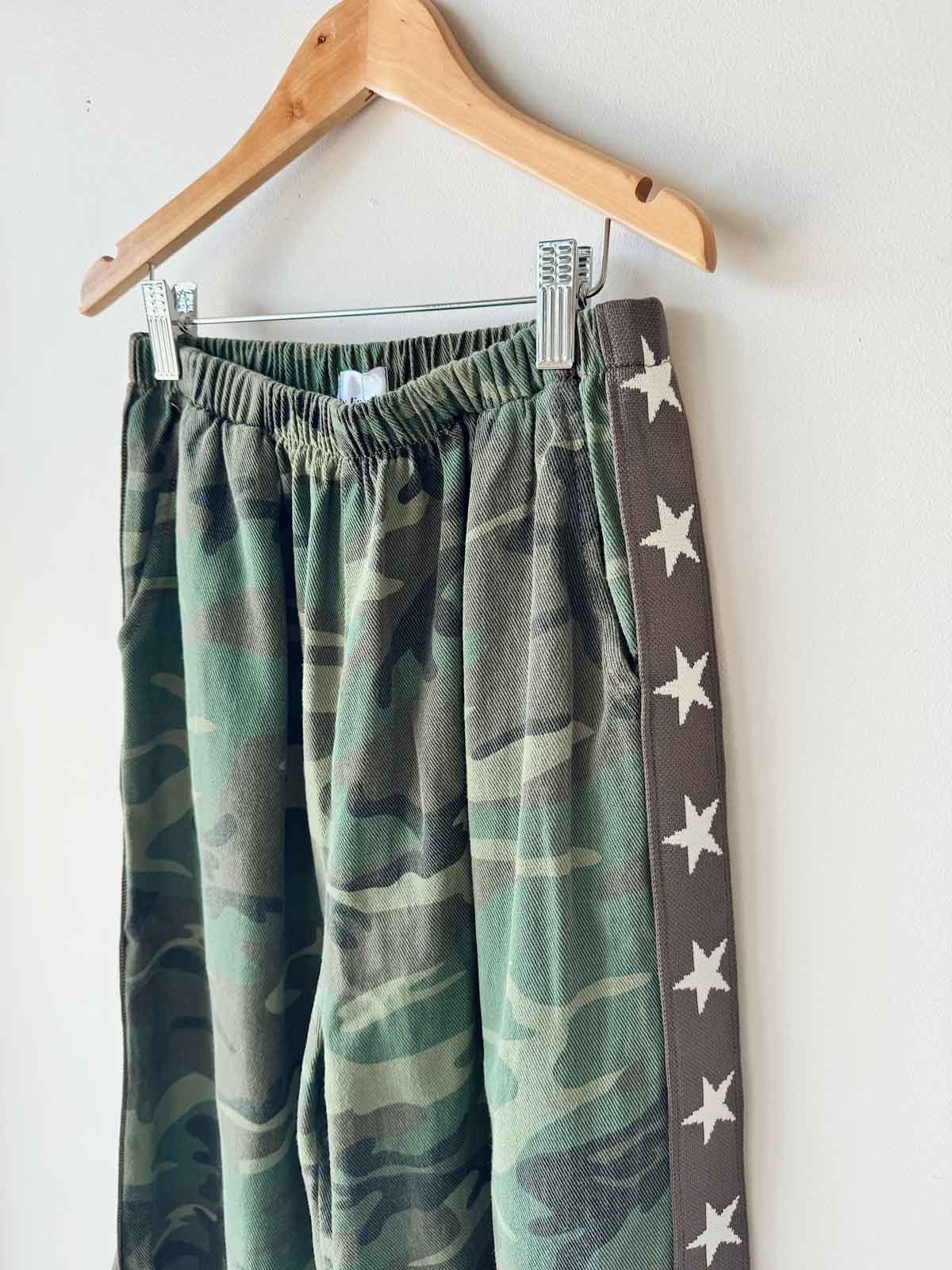 Women's Jorts | Dark Camo / Choc Star Trim