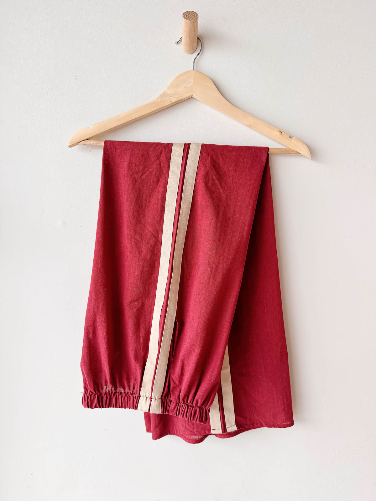 Women's Pants | Wine Sand Race Stripe