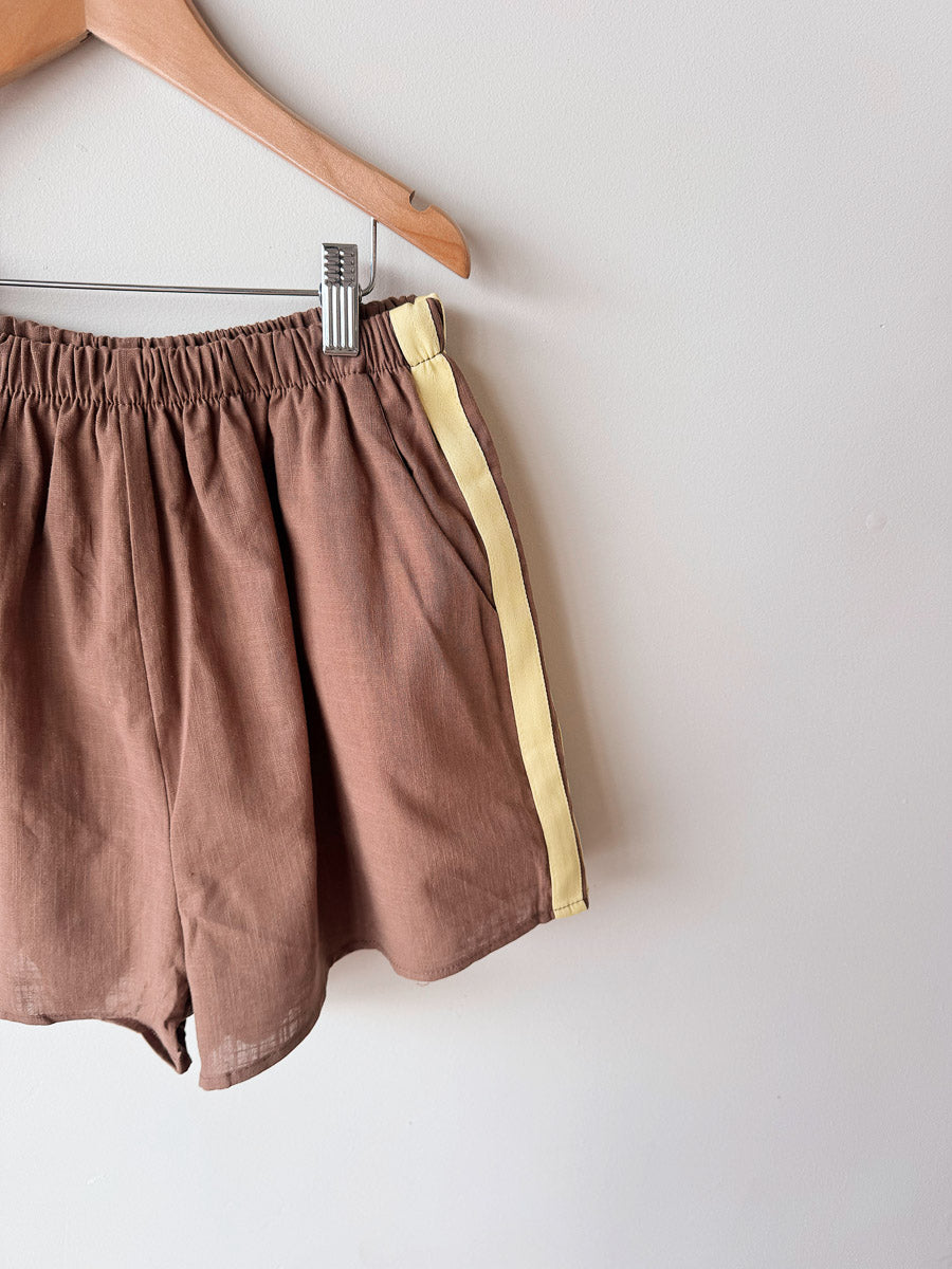 Women's Shorts | Chocolate/Yellow Racer Stripe