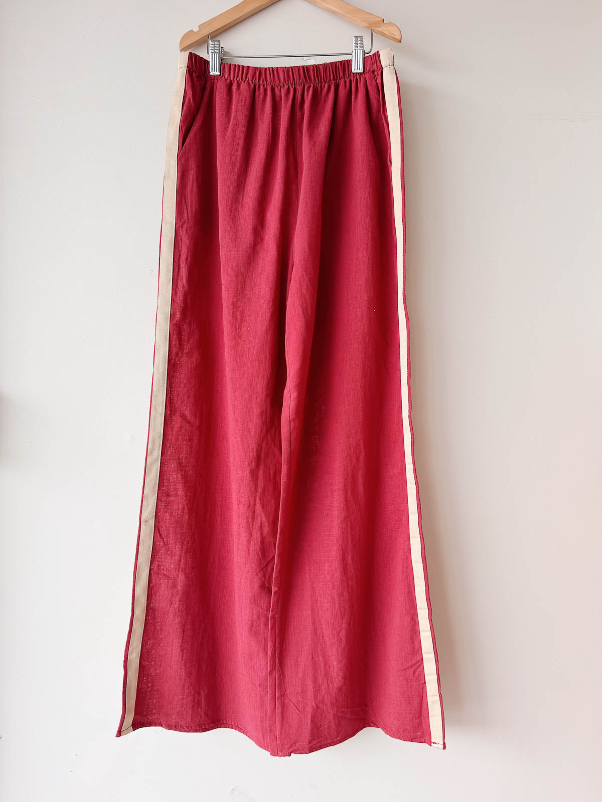 Women's Pants | Wine Sand Race Stripe