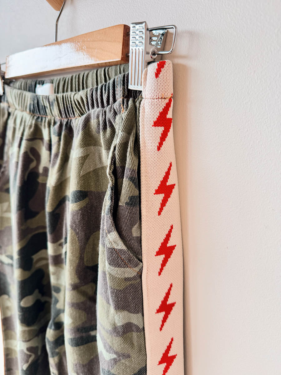 Women's Pants |  Camo / Red Lightning trim