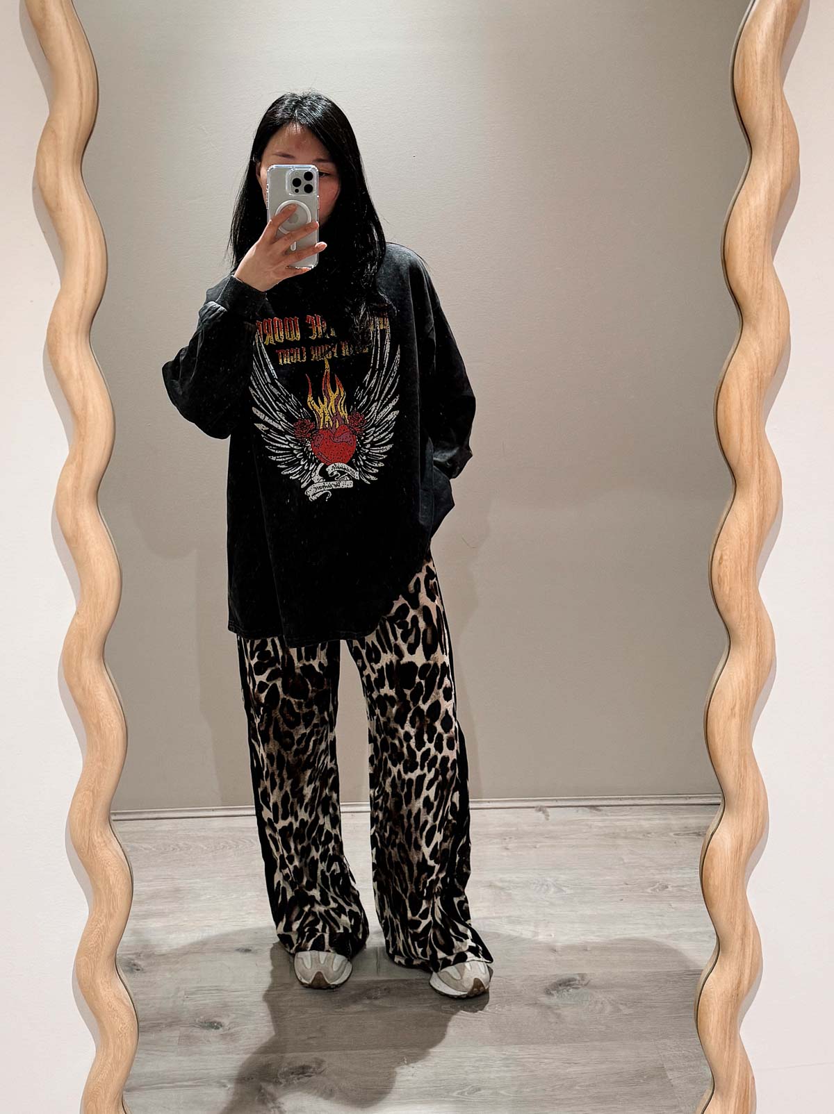 Oversized Pullover | Wake The World