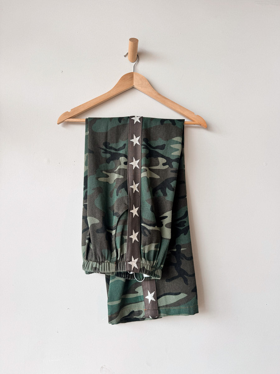 Women's Pants |  Camo / Choc Cream Star Trim