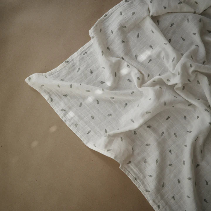 Organic Cotton Swaddle | Leaves