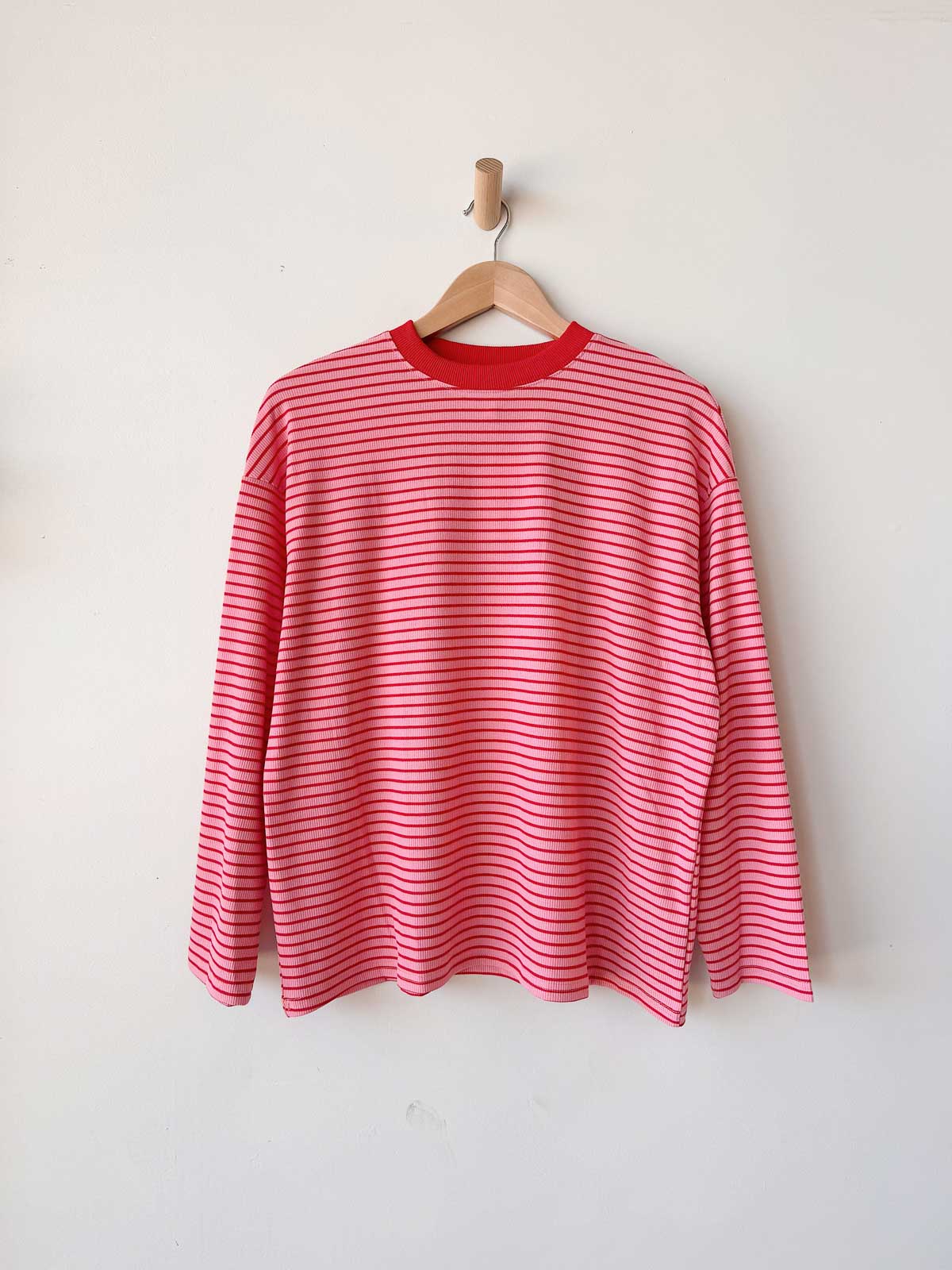 Womens LS Tee | Red/Pink stripe