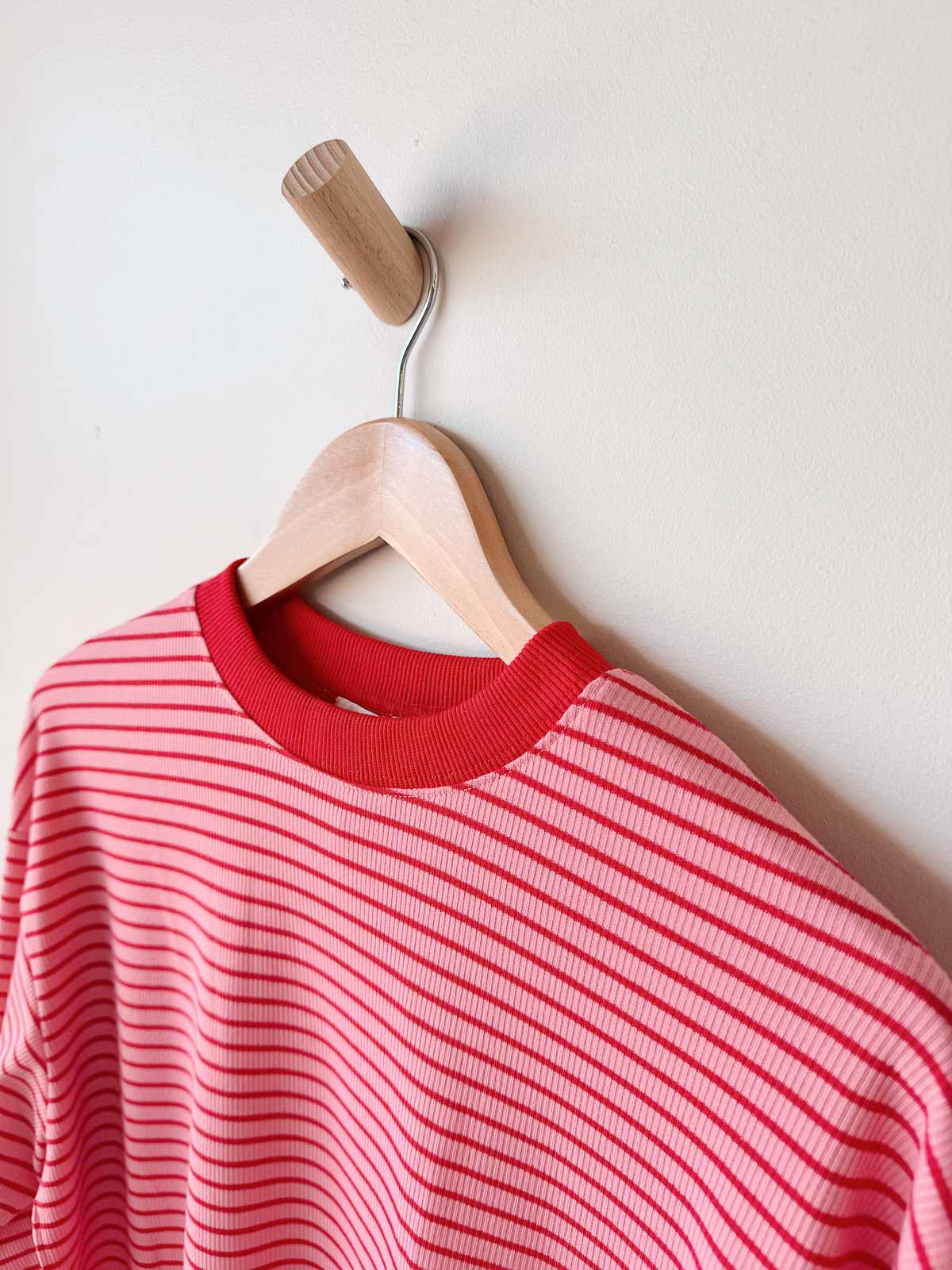 Womens LS Tee | Red/Pink stripe