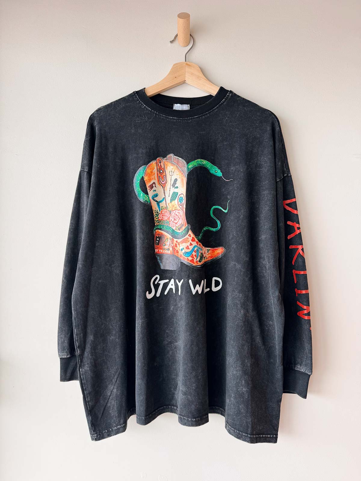 Oversized Pullover | Darlin stay wild black