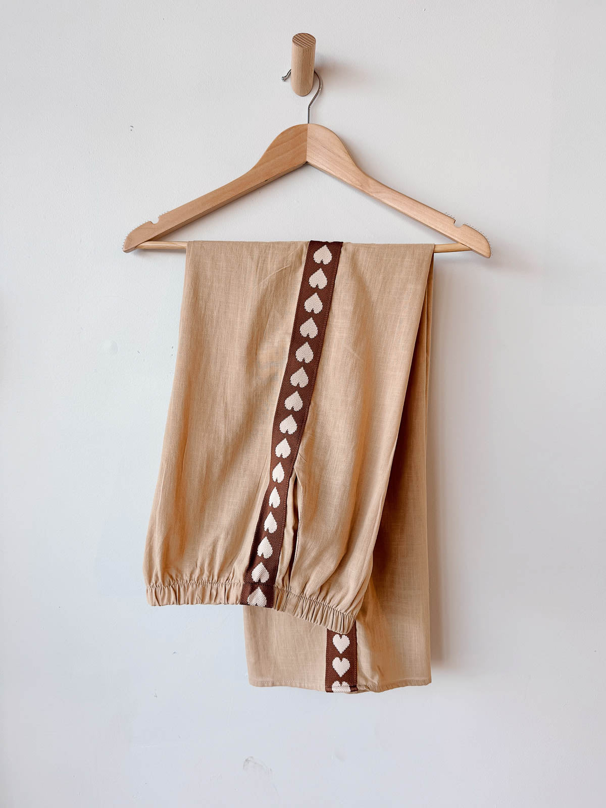 Women's Pants | Latte/choc-cream trim