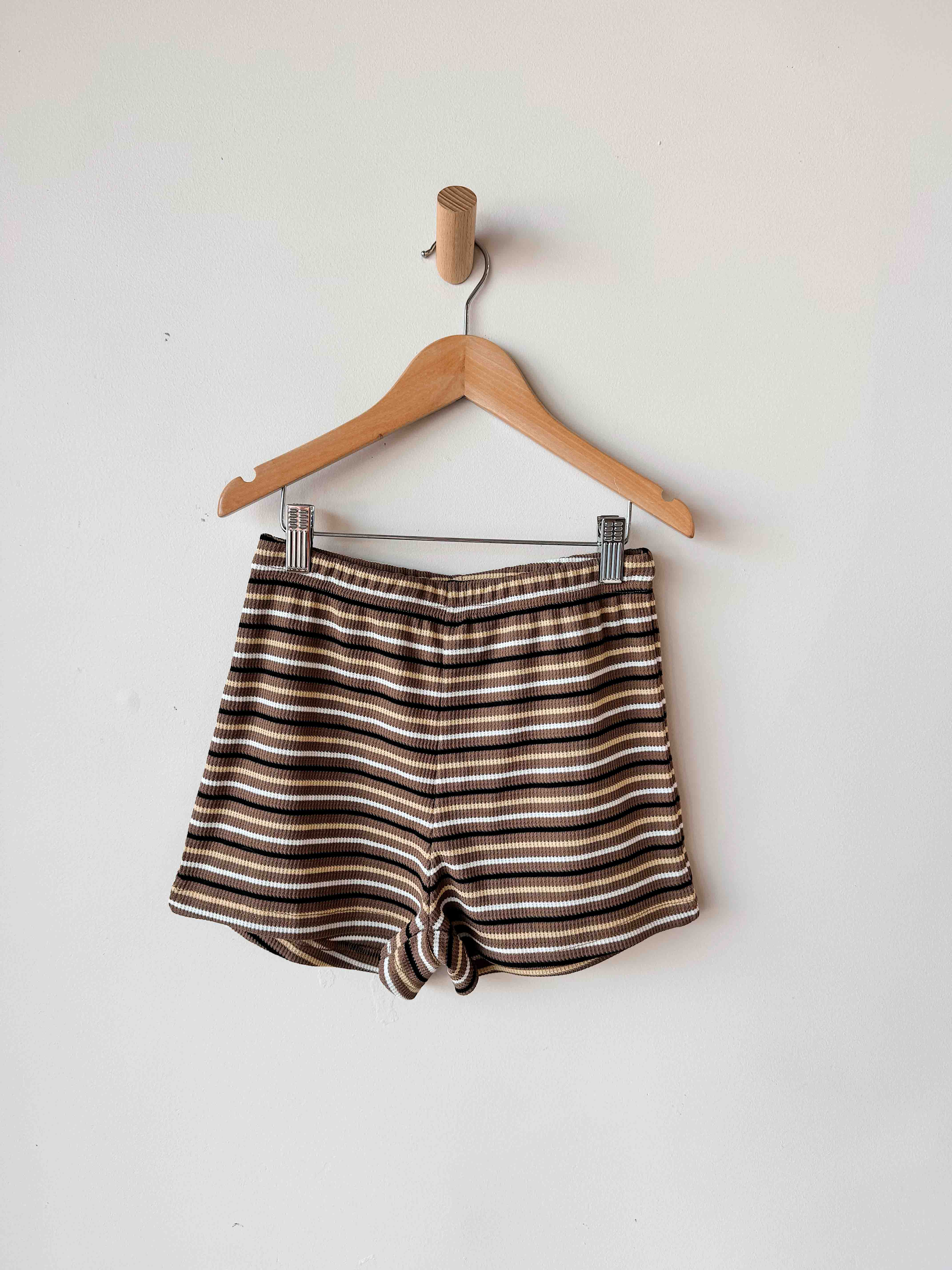 Women's Ribbed Mini Shorts | Brown/Yellow