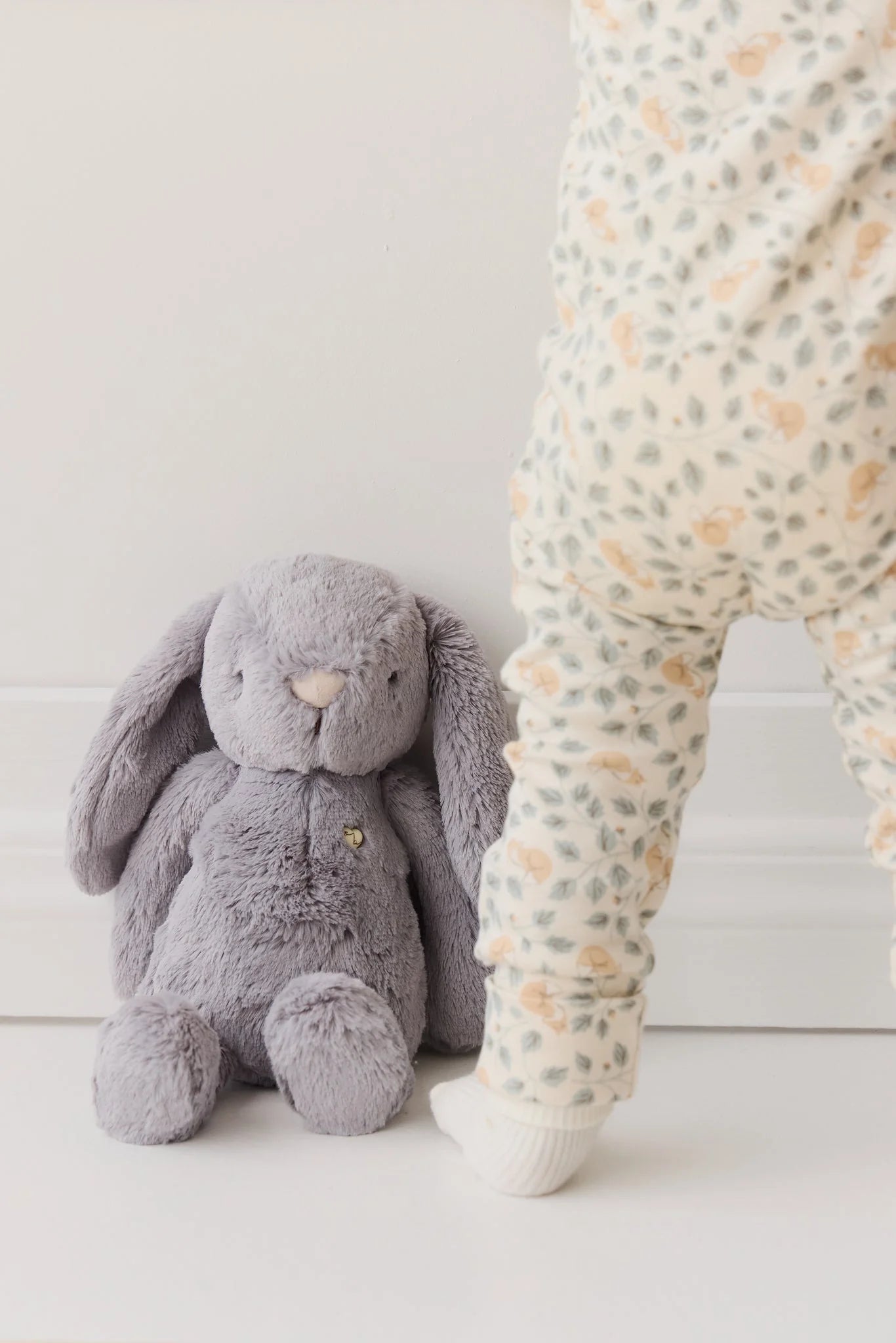 Snuggle Bunnies | Penelope The Bunny | Silver 30cm