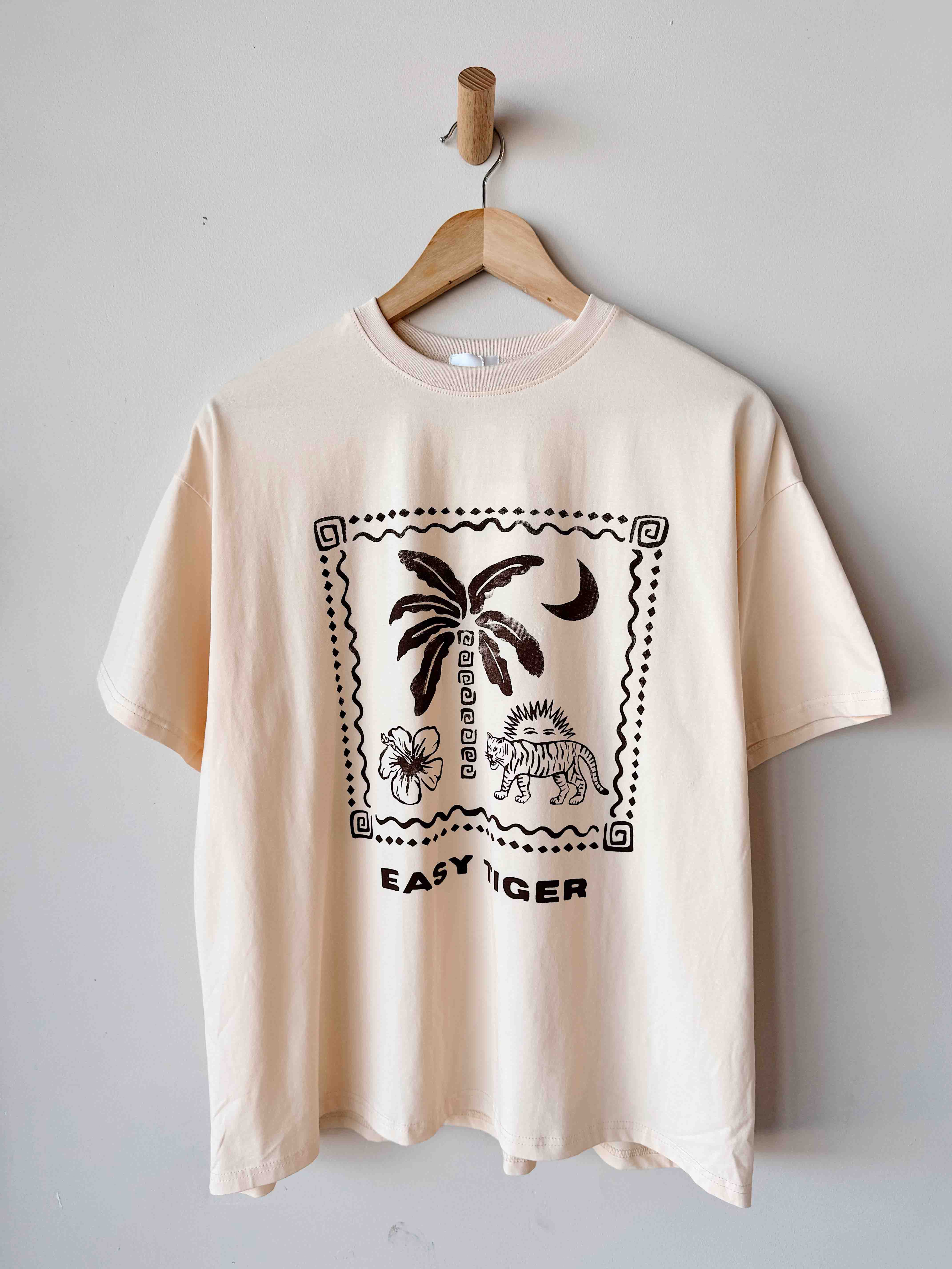 Womens SS Tee | Easy Tiger Beige