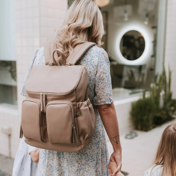 Nappy Backpack l Oat Dimple Faux Leather