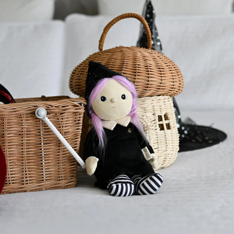Dinky Dinkums | Willa Witch