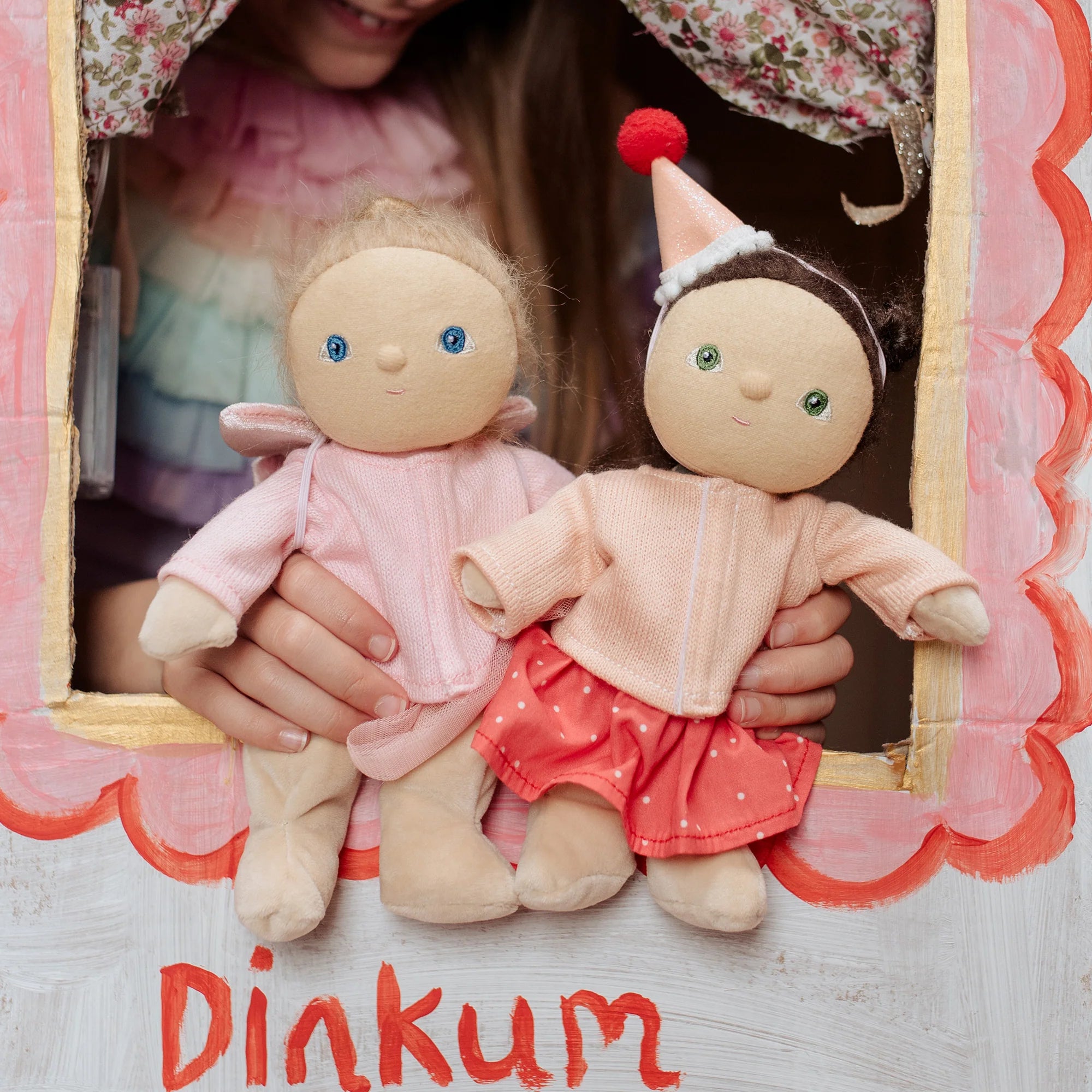 Dress Me Dinky | Mia Melody