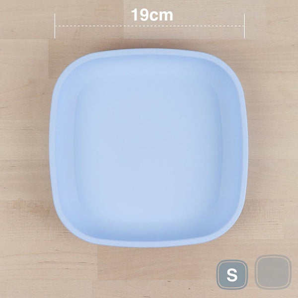 Replay Feeding Flat Plates | Pastel