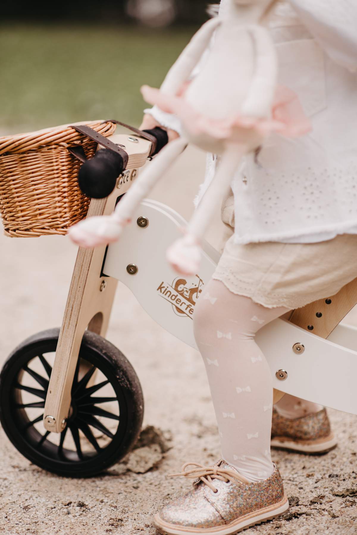 Tiny Tots Plus 2 in 1 | White