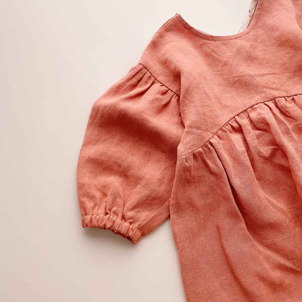 Lucia Reversible Linen Dress | Peach
