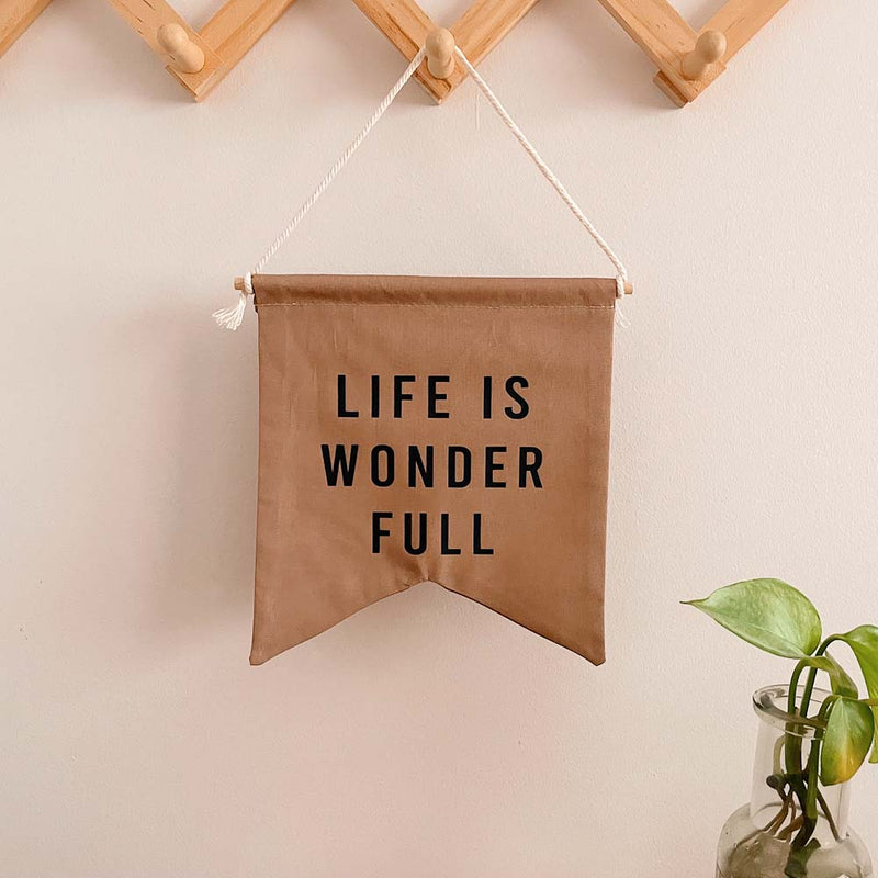 Hanging Quote Banner | Wonder Full